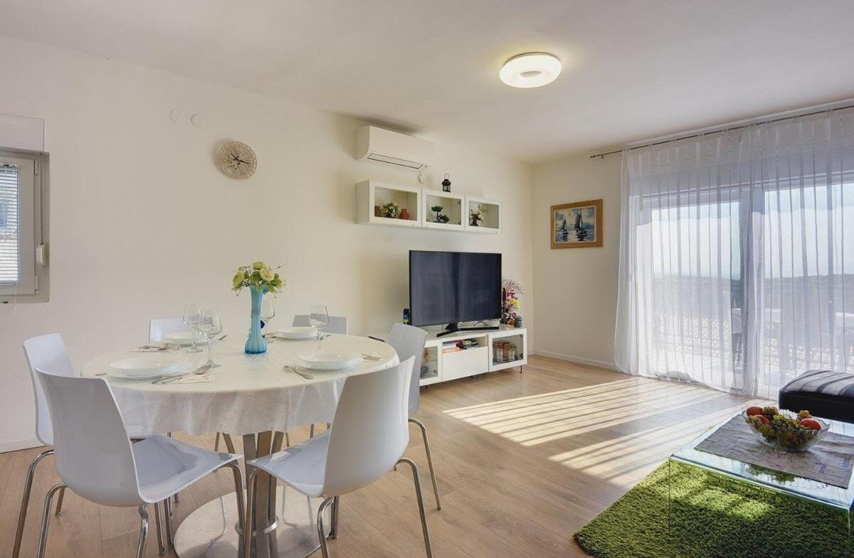 Apartment Zajec Premantura Ngoại thất bức ảnh