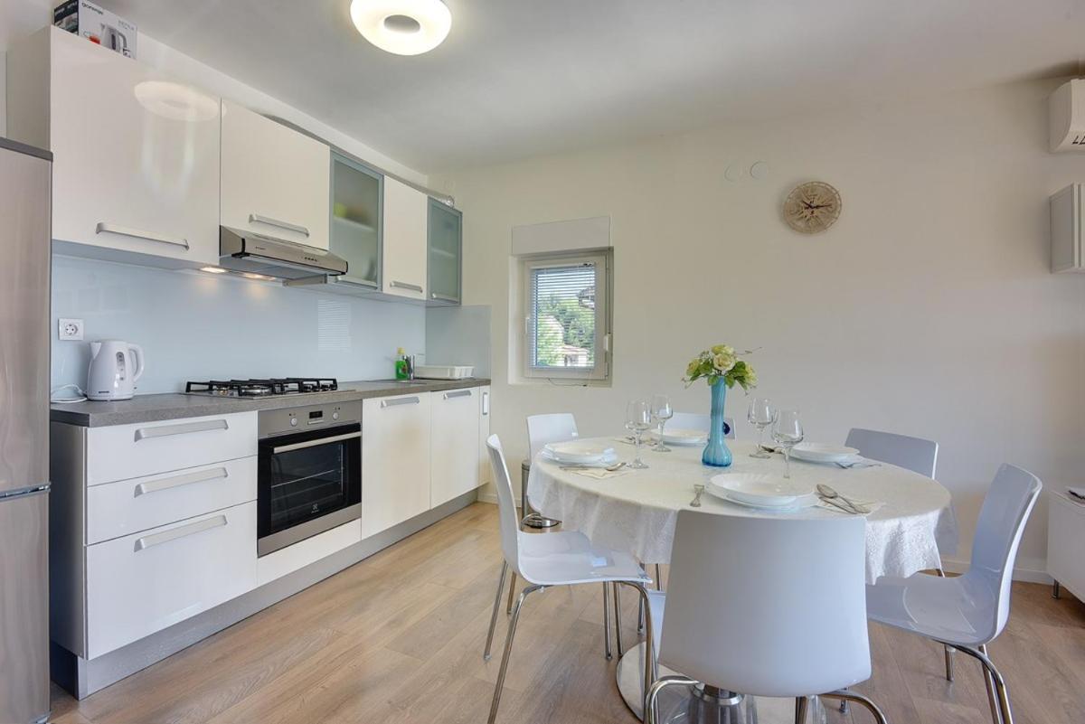 Apartment Zajec Premantura Ngoại thất bức ảnh