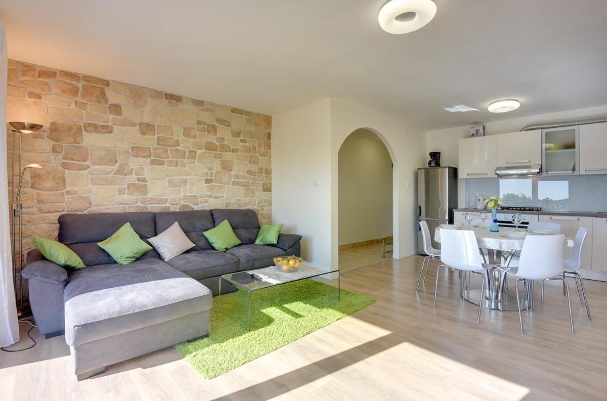 Apartment Zajec Premantura Ngoại thất bức ảnh